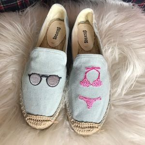 SALE❗️Brand New Soludos‼️size 7